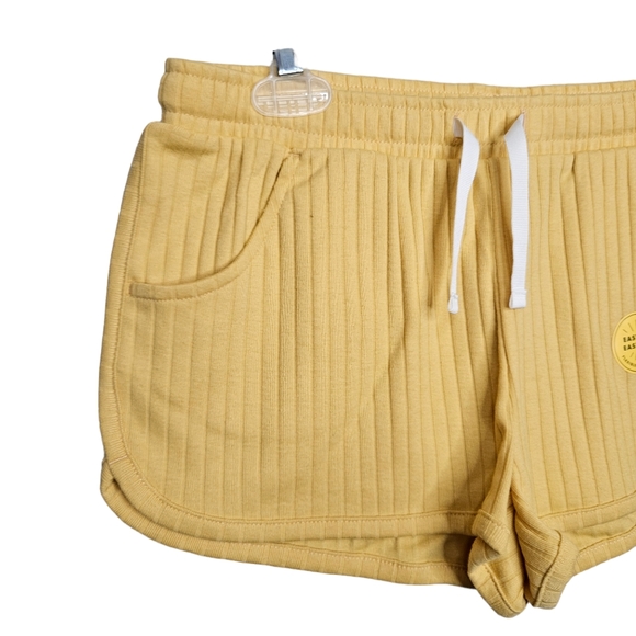 Cat & Jack Girl's Yellow Athletic Shorts Pockets Stretch NWT Girl's Large Plus - Picture 2 of 8
